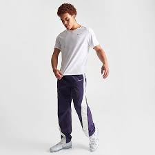 Nike Men's Woven Basketball Pants in PurpleSize: Small | FB7133-555