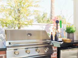 clean your grill and grill grates