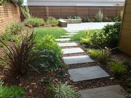 Square Stepping Stones With Mulch