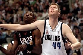 At 7 ft 6 in(2.29m) tall, he was one of the tallest players in nba history. Swxr1i Oaiv0wm