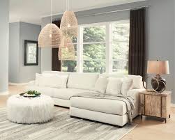 Zada 2 Piece Sectional With Chaise