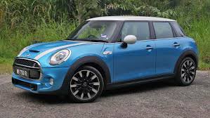 Find out all mini cars model offered in currently mini is offering 5 new car models in the philippines. Review Mini 5 Door Cooper S Going The Mainstream Way Autobuzz My