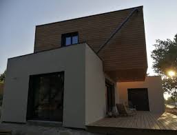 construction de maison en bois moderne