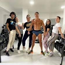 Official movie showcasing 1 day in the life of cristiano ronaldo when the portuguese superstar is off the picth! Coronavirus Cristiano Ronaldo Shows Off Ripped Physique While In Quarantine Mirror Online