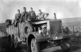 Einheitsdiesel ww2 wehrmacht truck | World War Photos