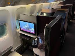 review qatar airways qsuites business
