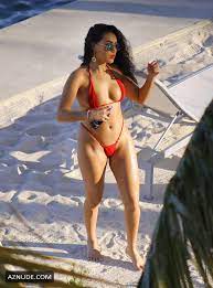 Julissa Neal Sexy at her luxury hotel in Miami Beach - AZNude