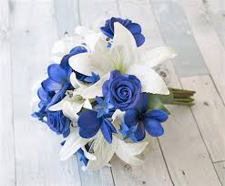 Remember to read customer reviews and view the florist's handy work. How Much Do Wedding Flowers Cost Australia Blue Wedding Bouquet Diy Wedding Flowers Wedding Flower Guide