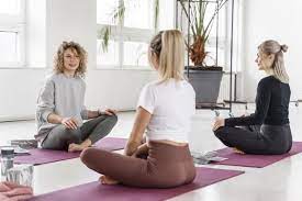 how to become a yoga instructor for
