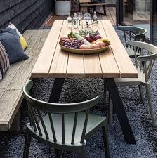Tablo Outdoor Dining Table