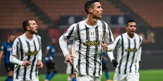 Una doppietta di ronaldo permette ai bianconeri di superare i nerazzurri al meazza. Inter Juve 1 2 Doppietta Di Ronaldo Finale Di Coppa Italia Ad Un Passo