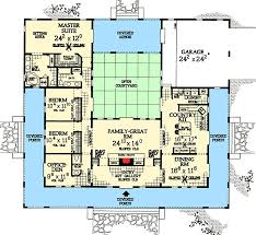 Central Courtyard Dream Home Plan