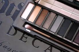 the urban decay smoky palette 10