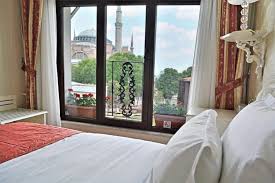 hotels near the blue mosque where to