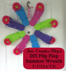 There are a few different ways you can design your flip flop wreath, but i do love the circular design with some colorful flowers and some bling to make the flip flops stand out. Diy Flip Flop Summer Wreath Update Hello Creative Family