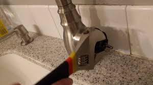 how to fix leaking moen faucet handle
