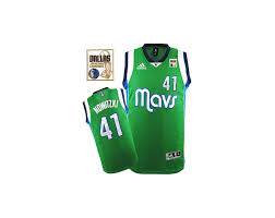 This jersey is a true reflection of dallas/fort worth arts, including bright colors, such as action green and new. Dirk Nowitzki Men S Dallas Mavericks 41 Swingman Green Champions Jersey