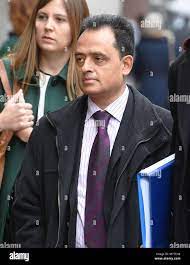 Manish Shah arriving at The Old Bailey in London where the doctor is  accused of assaulting 55 females at his Romford surgery Stock Photo - Alamy