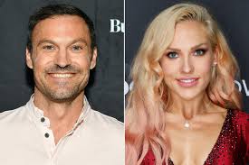 Sharna is a gorgeous young lady who was linked with several celebrities in the past. Brian Austin Green Says He And Sharna Burgess Don T Have Any Labels People Com