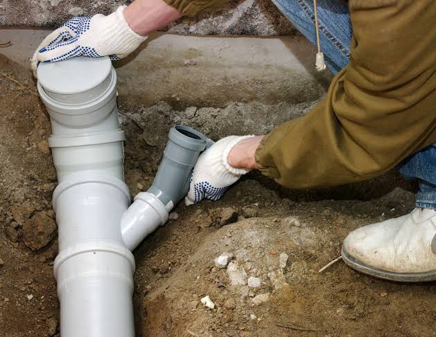 Indications of Sewer Line Problems and PiKe Plumbing’s Effective Solutions
