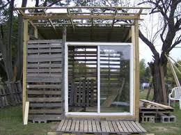 diy storage shed from pallets