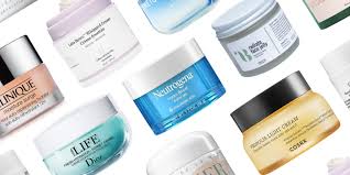 The cerave moisturizing cream is another universal staple but is especially great for those with dry skin. The 20 Best Moisturizers For Dry Skin Best Face Cream For Winter