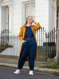 how to wear colour with grey hair