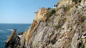world s most thrilling cliff divins