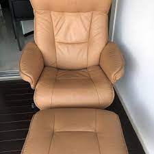 simmons leather recliner chair