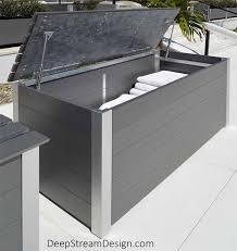 Outdoor Cabinetry And Fixtures For