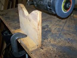 This is my second version of a planer knife sharpener, the first one worked well, but is a bit bulky and had some other problems. Keep Your Mower Blade Sharp 8 Steps Instructables