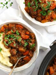 slow cooker beef stew with rich gravy