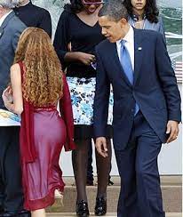 Former President Barack Obama Checks Out A Girl's Butt - Foreign Affairs - Nigeria