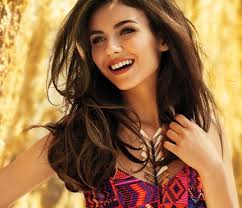 steal victoria justice s beauty secrets