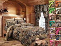 The Woods Hunter Comforter Set