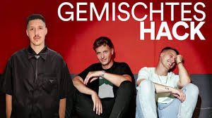 The name comes from the ipod, which popularized the format in the early 2000s. Gemischtes Hack Live Gemischtes Hack Podcast 84 Pelikan 36 Youtube