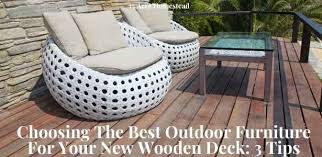 choosing the best outdoor furniture for