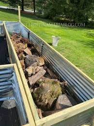 how to fill raised garden beds without