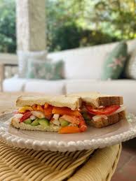 clic vegetable sandwich