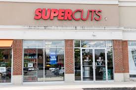 After i let a veteran white guy barber cut my hair who thouight that black hair couldn't be difficult. A Supercuts Employee Was Fired For Making Racist Statements