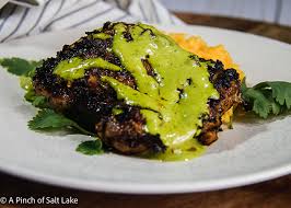 peruvian en with green sauce a