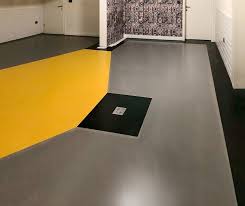 garage floor via centallo 10156