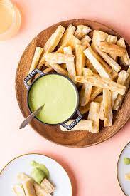 baked yuca fries with cilantro dipping