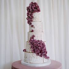 20 purple wedding cake ideas for a
