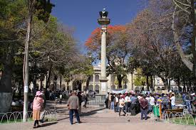 Resultado de imagen para plaza de cochabamba bolivia