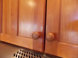 Whether your cabinets are stained, painted or laminate, they all need special attention. Cleaning Your Kitchen Cabinets Minwax Blog