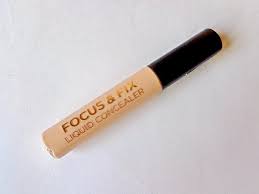 makeup revolution focus and fix liquid