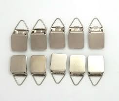 hanging clips pack of 10 triangle back