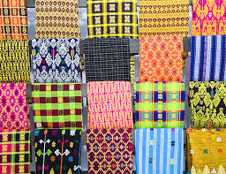 See more ideas about batik long dress, bati. Yuk Koleksi Kain Tenun Khas Indonesia Ini Bsim