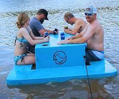 the floating picnic table